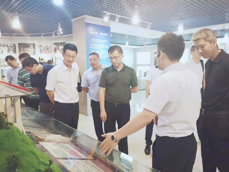 中鐵二局考察 (2)_副本.jpg