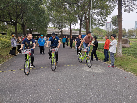 9.26綠色騎行、體驗趣味生活2_副本.jpg 9.26綠色騎行、體驗趣味生活2_副本.jpg