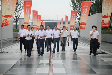 6Q0A7937_副本.jpg 6Q0A7937_副本.jpg